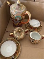 Vintage Samural pottery Hand painted tea/ coffee