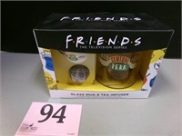 FRIENDS MUG AND INFUSER