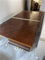 3 x 6' desk/conference table