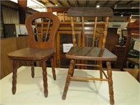 PAIR OF VINTAGE CHILDS WOOD CHAIRS