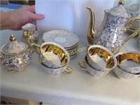 Tirschenreuth tea set teapot cups saucers