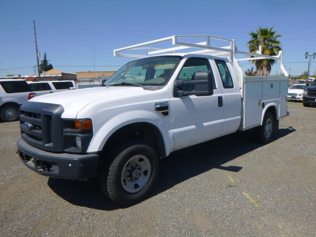 2008 Ford F250 Extra Cab Utility Truck
