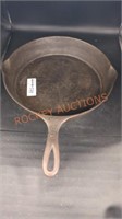 Vintage Wagner Sydney cast iron number 10 fry pan