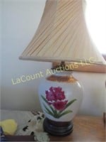 floral table lamp w shade