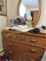 beautiful dresser with mirror dove tail drawers
