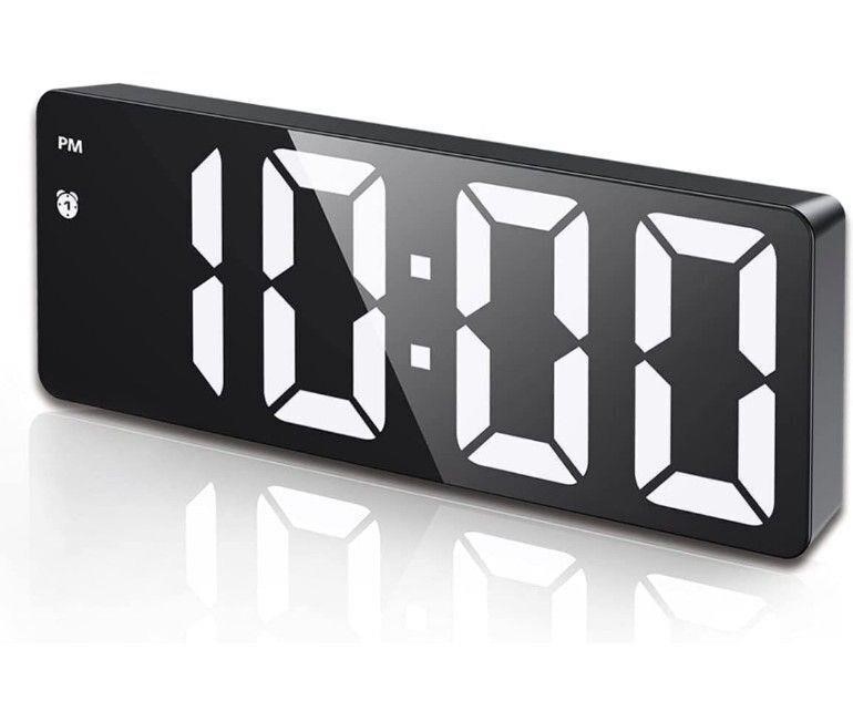 Digital Alarm Clock, LED