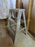 aluminum step stool