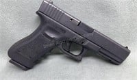 Glock 17 w/ 2 Clips - 9MM