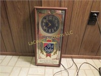 Old style beer clock light