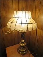 vintage table lamp w nice shade