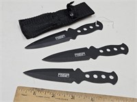 Set of 3 NEW 5" Knives w/Sheath