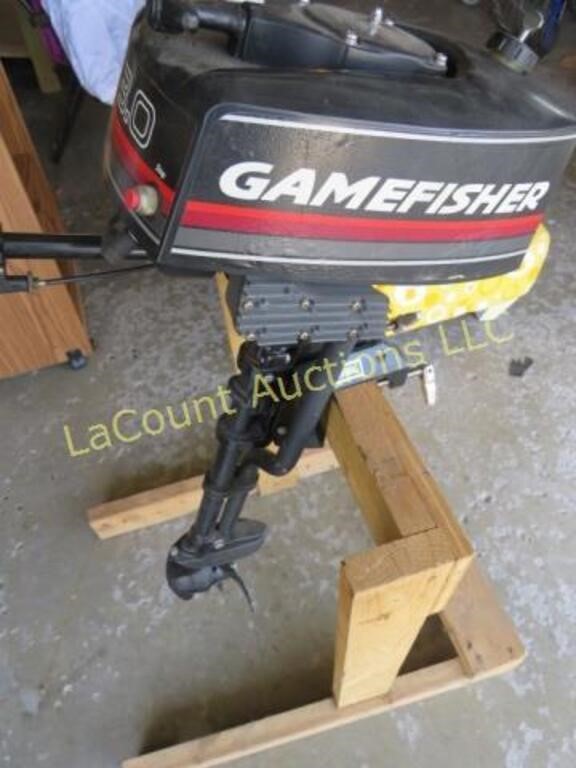 Gamefisher 3.0 boat motor good working condition