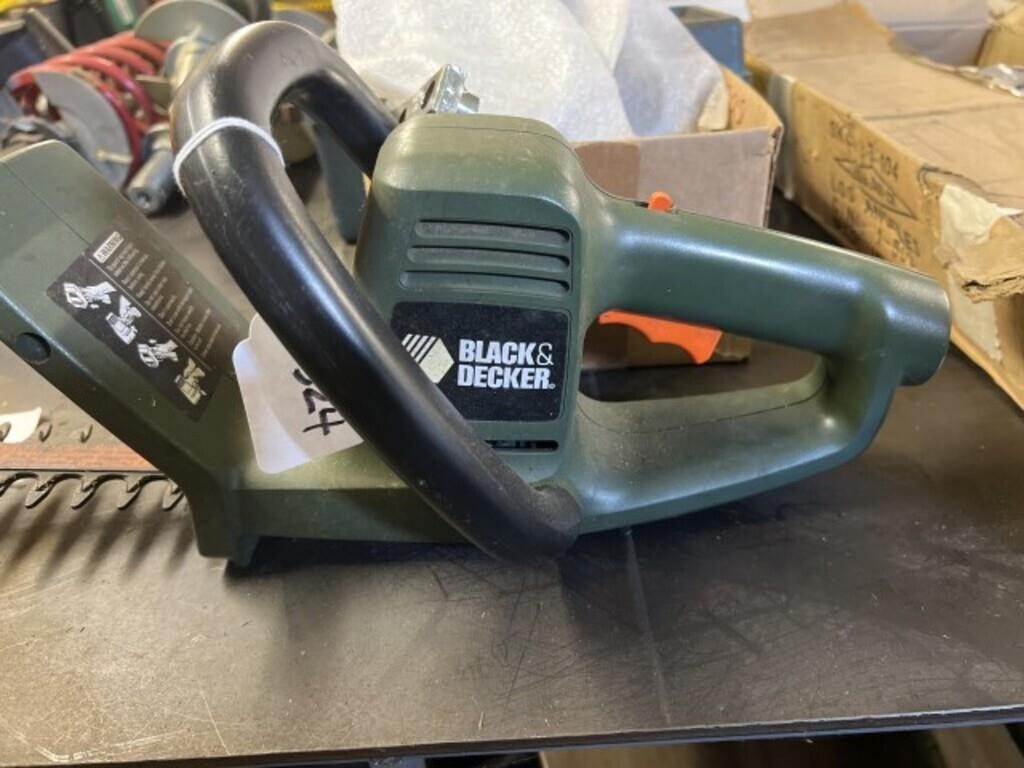 Electric Hedge Trimmer & Ext. Cord