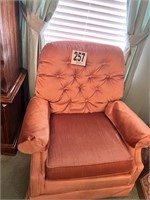Upholstered Chair-Buyer Responsible For Moving(US