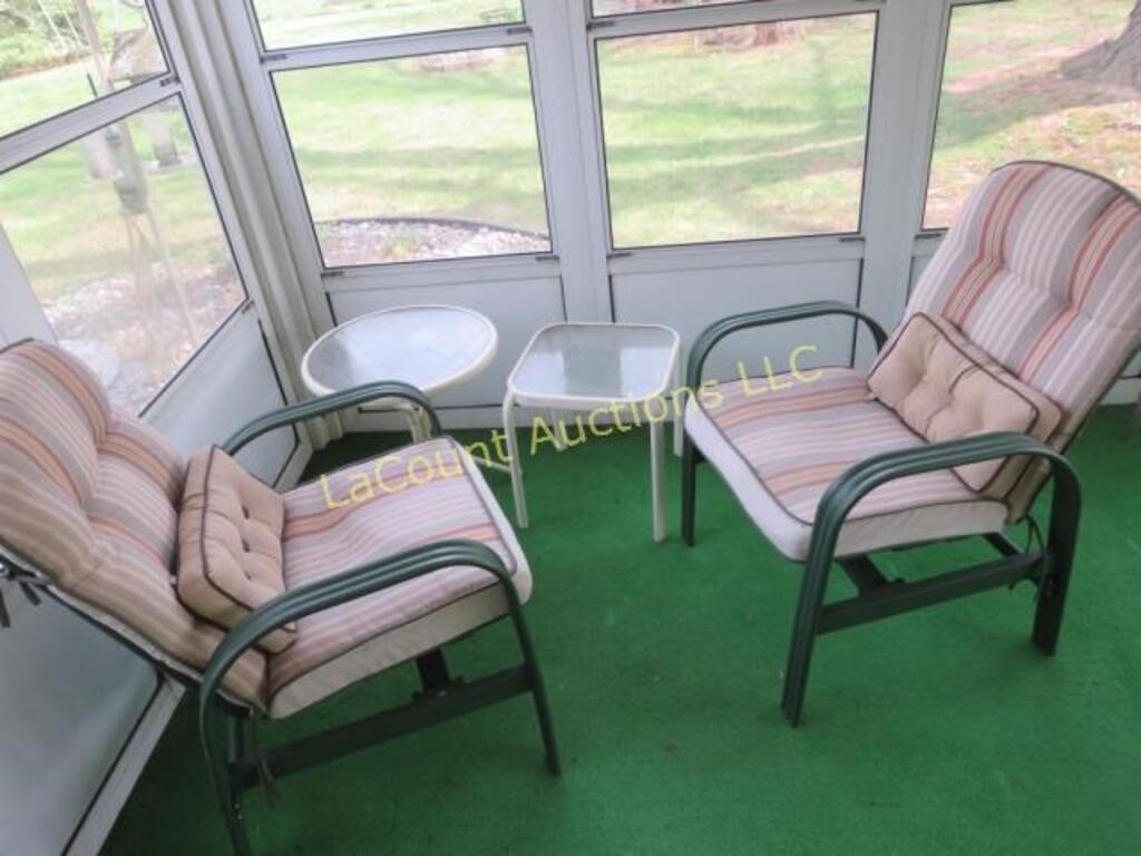 pair patio chairs w cushions & 2 side tables