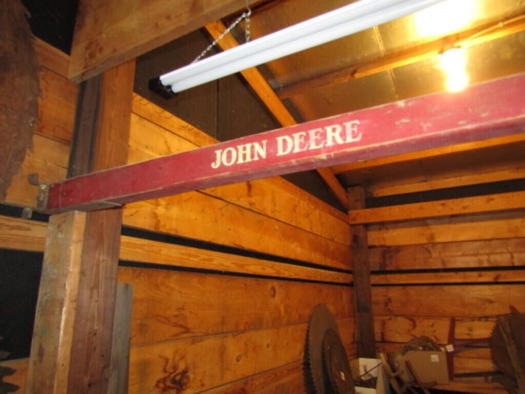 JOHN DEERE IMP. TONGUE E/ ORIGINAL PAINT