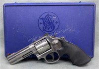 Smith & Wesson Model 686-5 - 357 Mag