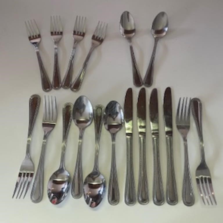 18 PC Stainless Steel Cutlery