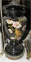 Vintage HP Floral Black Ceramic Lamp