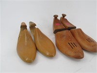 Lot Of 2 Pairs Wooden Shoe Trees Stretcher