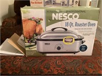 Newcomer Professional 18-qt roaster oven