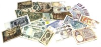 Lot, world currency, 30 notes