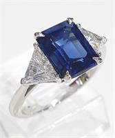 4.10 Ct Sapphire Trillion Cut Diamond Ring 14 Kt