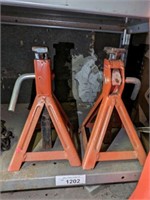 JACK STANDS