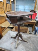 ANTIQUE TIERED PEDESTAL TABLE