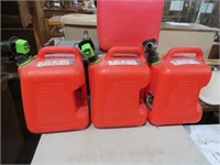 3 SEPERT GAS CANS WITH GRAVITY NOZZLE