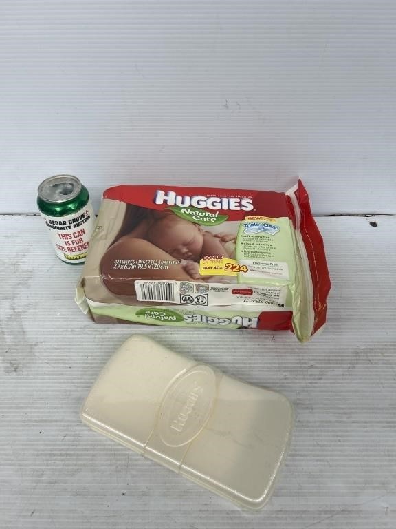 Huggies natural care wipes and wipes pack