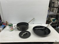 Cooking pans with a lid