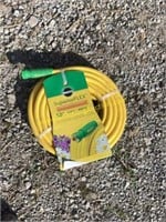 D1. Superior flex 50ft garden hose