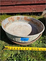Galvanized feed Pans (2)