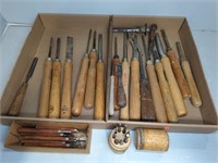 CHISELS / CARVING TOOLS