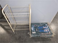 (7) ENTRYWAY MATS & ROLLING WIRE RACK