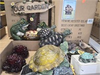 FROG & TURTLE THEMED STATUES & COLLECTIBLES
