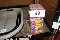 4-15ct mentos fruit chews 6/25