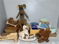 WOOD CRAFT PIECES - TOYS & DECORATIONS