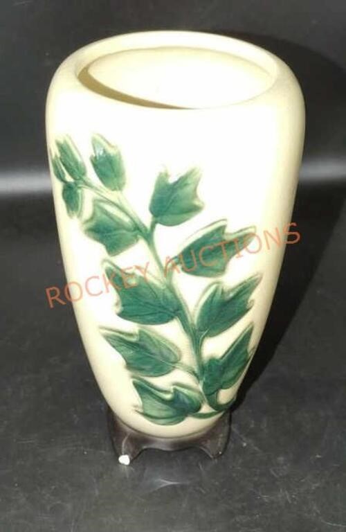 Vintage MCM Royal Colplay Ivy vase has small chip