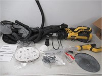"Used" Electric Drywall Sander With Vacuum