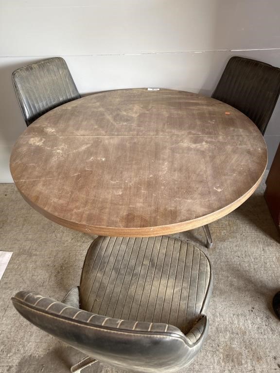 ROUND KITCHEN TABLE WITH 3 UPHOLSTERED CHAIRS