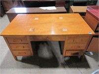 vintage kneehole desk
