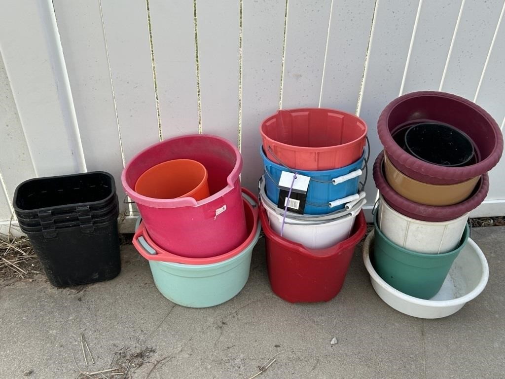 Plastic Buckets, Flower Pots, Tubs, etc