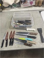 Tote knives