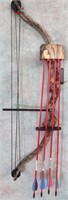 BUCKMASTERS YOUTH COMPOUND BOW W/ ARROWS