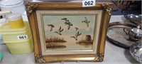 FRAMED DUCK PRINT WITH STAND