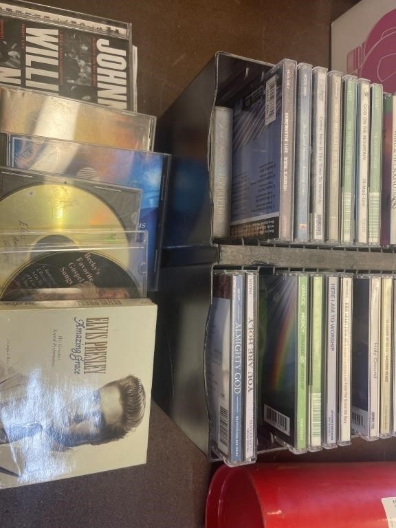 Box CDs Elvis and other Christian music