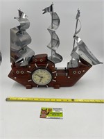 Vintage United model 810 Ship Clock