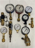 Assorted gauges & fittings